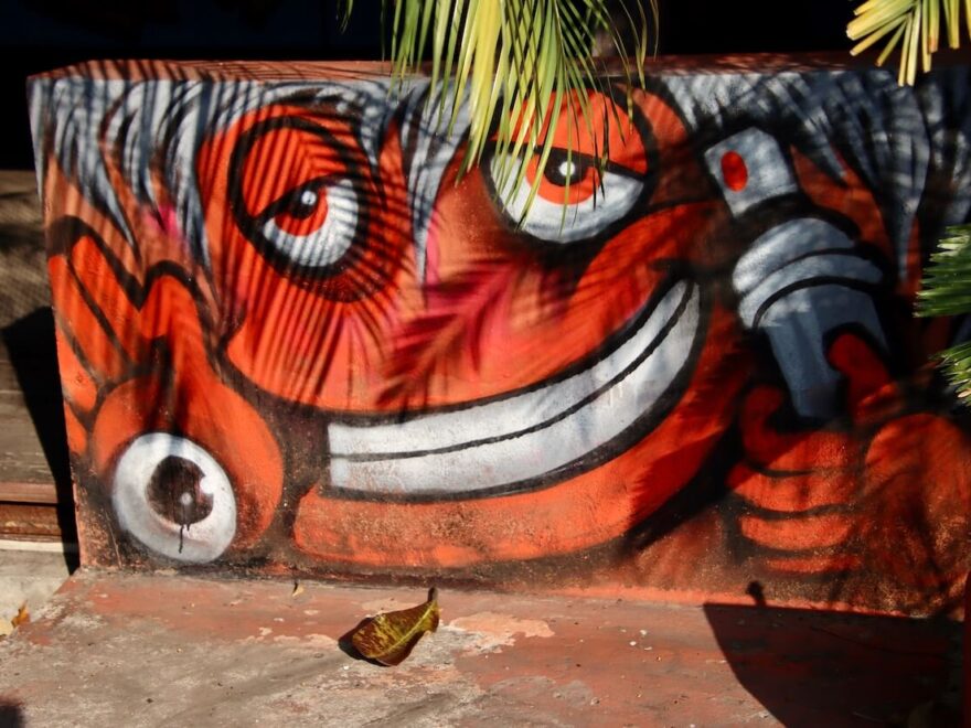Buntes Grafiti aus Theihland - Heute ist Loi Krathong in Thailand